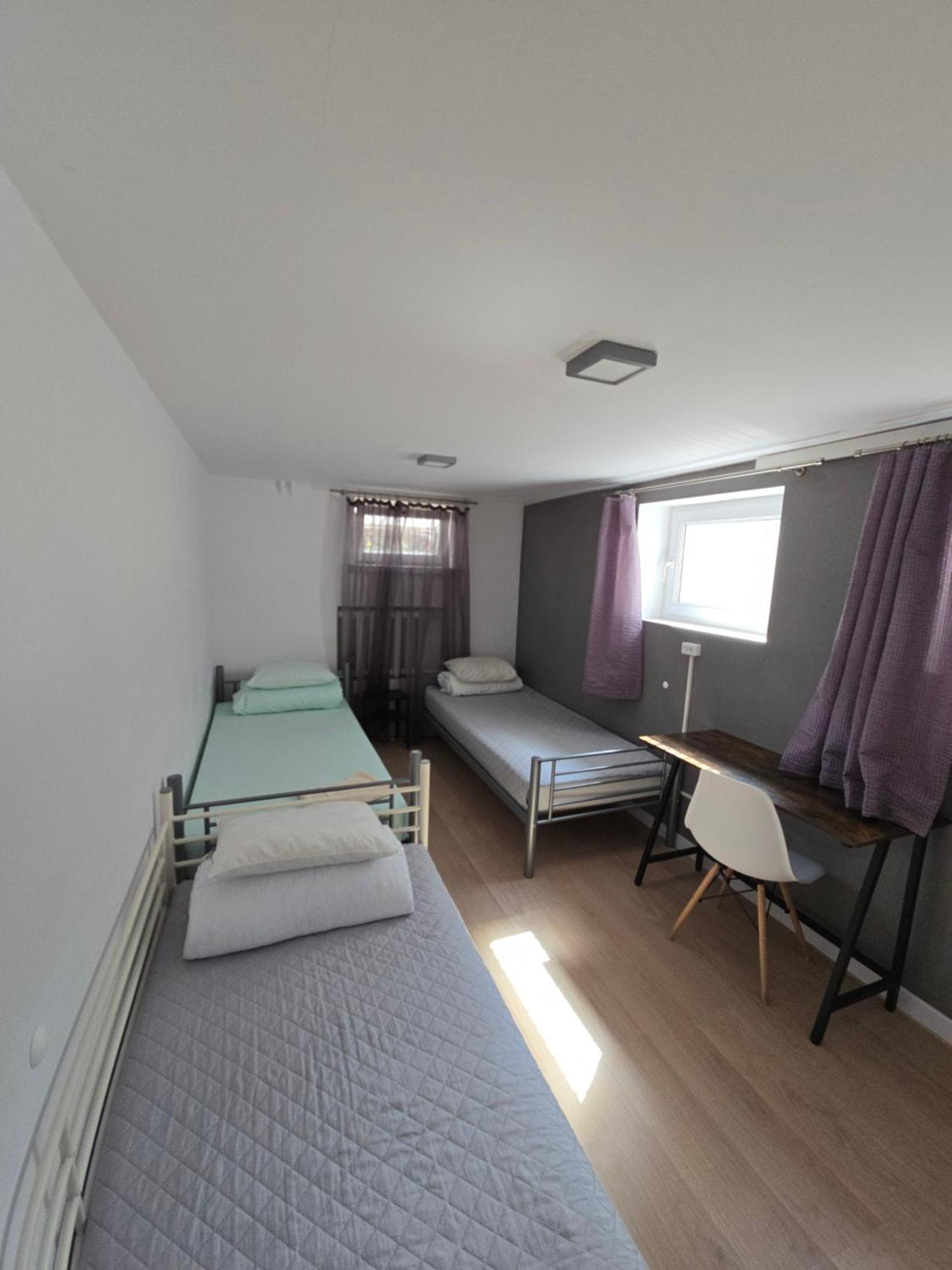 Rooms4Rest Wiertnicza - Private Rooms For Tourists - Atr Consulting Sp, Z O,O, Warsaw Exterior photo